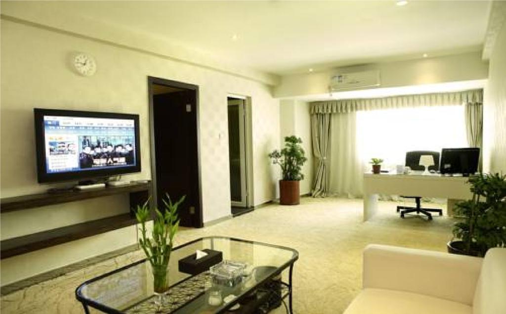 Shenzhen Luohu Art Hotel, Dongmen Shopping Center Interior photo