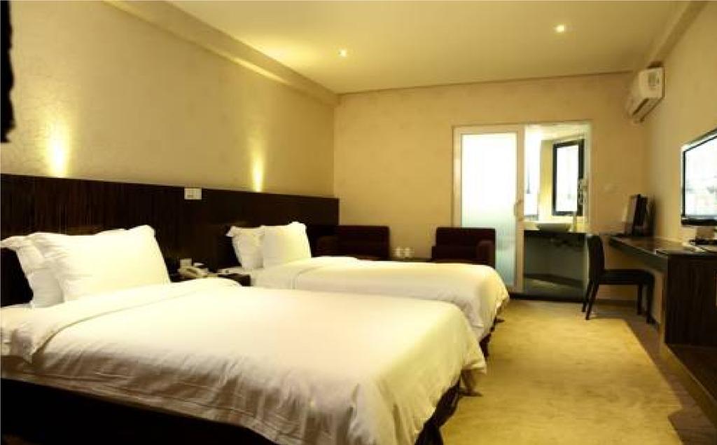 Shenzhen Luohu Art Hotel, Dongmen Shopping Center Room photo